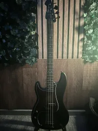 Harley Benton PB-20LH SBK Left handed bass guitar - Bengyik S. Patrik [Day before yesterday, 11:19 pm]