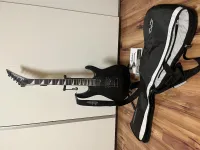 Jackson JS Series Dinky JS 22