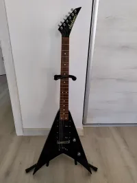 Jackson JS30KV King V Electric guitar - Nyíri Péter [September 13, 2024, 3:57 pm]