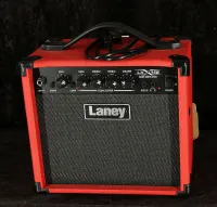 Laney LX15B Bass guitar combo amp - Vintage52 Hangszerbolt és szerviz [September 12, 2024, 1:34 pm]