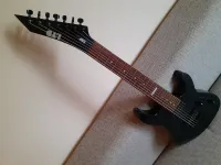 LTD M-107 Electric guitar 7 strings - afireinside [July 14, 2024, 10:38 am]