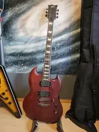 LTD Viper 300-M Electric guitar - capaember021 [Day before yesterday, 11:28 pm]