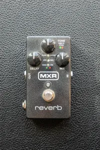 MXR M300 Reverb Effect pedal - Pataky András [September 14, 2024, 6:24 pm]