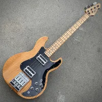 Peavey T-40 Bass Gitarre - JozsKa [September 17, 2024, 1:16 pm]