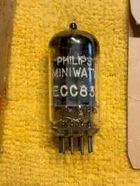 Philips Miniwatt 12AX7  ECC83 Elektroncső - Éri Szabolcs [Tegnap, 21:35]