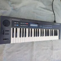 Roland Juno-1