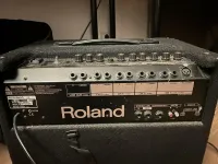 Roland KC 350 Keyboard amplifier - László Lukács [August 10, 2024, 5:14 pm]