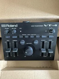Roland VT-4 Voice Transformer Multiefecto vocal - Zozóka [Day before yesterday, 8:45 am]