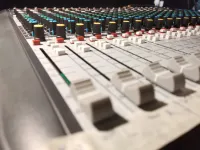 Soundcraft Signature 22 MTK USB 2.0 keverőpult Mixing desk - Moltam [July 10, 2024, 11:05 am]