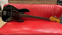 Squier Classic Vibe 60s Jazz Bass Black Bajo eléctrico - BMT Mezzoforte Custom Shop [July 2, 2024, 4:35 pm]