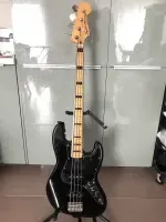 Squier Jazz Bass Classic Vibe 70s Bass guitar - Kovats Laszlo [September 6, 2024, 8:51 pm]