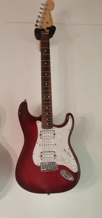 Squier Limited Edition Deluxe Classic Vibe Stratocaster Elektromos gitár - Pizsi [2024.06.11. 17:08]