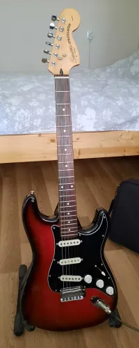 Squier Standard E-Gitarre - Orfeus [Day before yesterday, 12:27 pm]