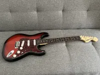 Squier Standard Stratocaster E-Gitarre - Szabó László Ádám [August 11, 2024, 4:33 pm]