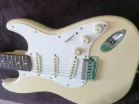 Squier Stratocaster Elektroakusztikus gitár - gaborrrr [2024.06.09. 19:28]
