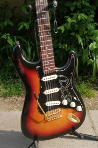 SX SKY  Stratocaster Guitarra eléctrica - Istenes József [May 11, 2024, 6:27 pm]