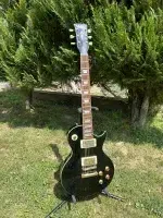 Vintage V100 Electric guitar - geri2000b [Day before yesterday, 1:28 pm]