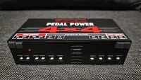 Voodoo Lab Pedal power 4X4 Adaptador - Pó bácsi [June 15, 2024, 7:23 pm]