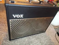 Vox VT100 Valvetronix gitár combo Kombinovaný zosilňovač pre gitaru - Tóth Gábor [Yesterday, 11:10 am]
