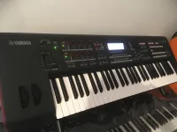 YAMAHA MOXF6