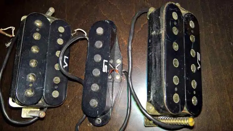 ibanez v1 v2 pickups