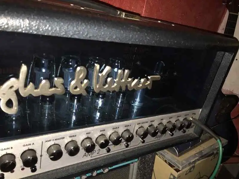 Hughes&Kettner TRIAMP MKI Gitárerősítő-fej 175000 HUF eladó - GS