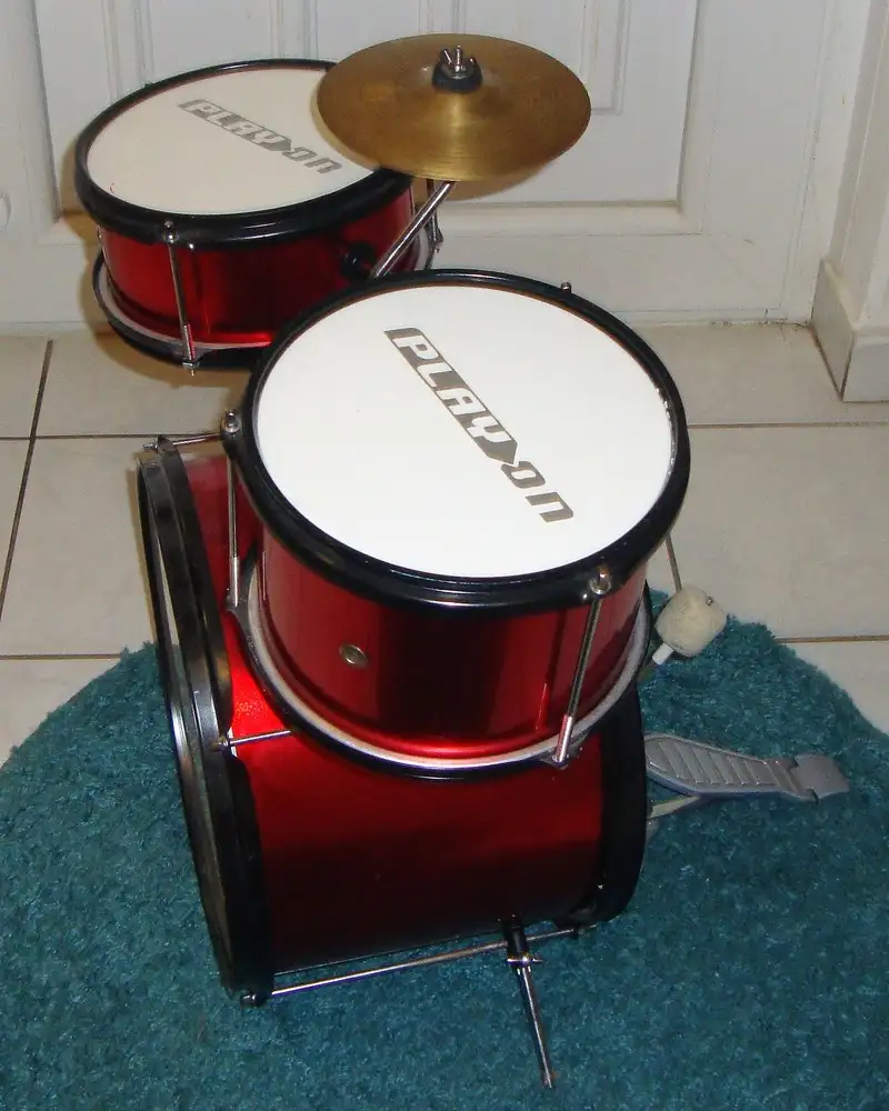 first act discovery drum set toys r us