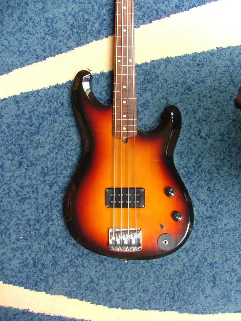 ibanez rb840