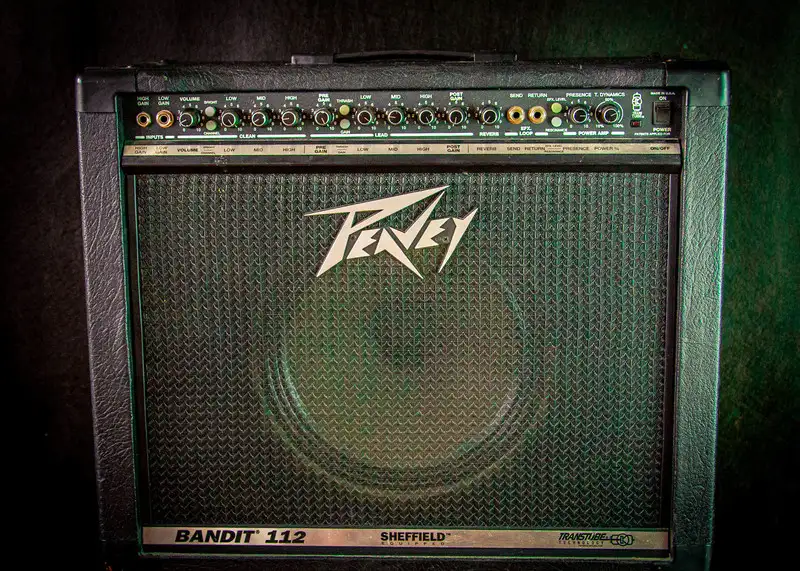 Peavey bandit deals 112 silver stripe