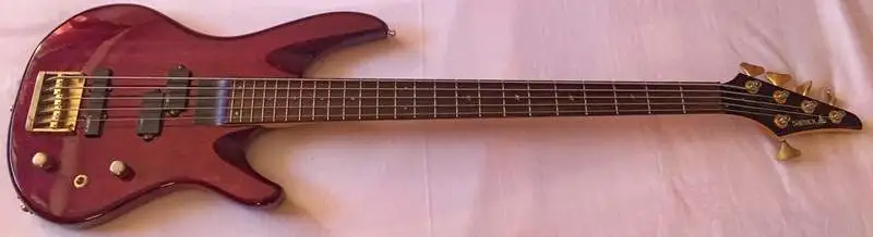 samick saturn 5 string bass