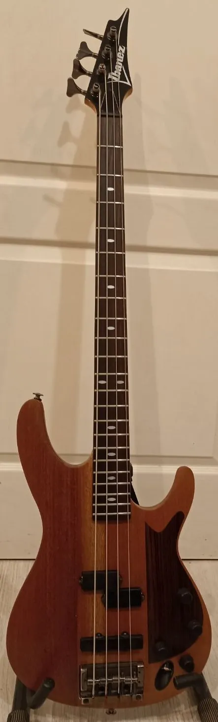 Ibanez sb900le deals