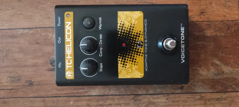 TC-Helicon Voicetone T1 Effekt pedál zum Verkauf | GS Fanatic