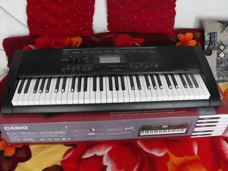 Casio ctk 3000 eladó