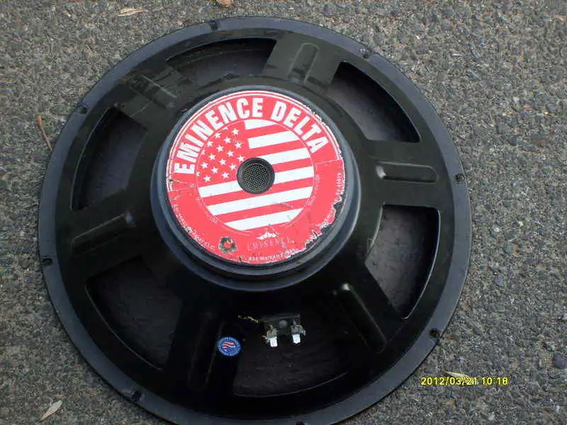 eminence delta 15