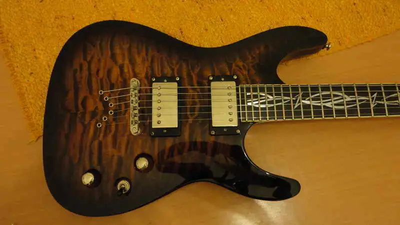 dean vendetta 4.0 tiger eye