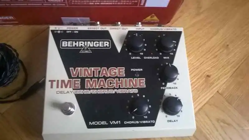 Behringer Vintage time machine VM-1 Effekt pedál for sale | GS Fanatic