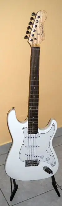Santander ST500 Fehér Elektrická gitara [June 23, 2018, 11:20 am]