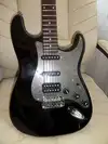 Levin Strató Electric guitar [August 18, 2017, 2:13 pm]