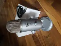 Blue Microphones Yeti Mikrofón [June 28, 2018, 3:38 pm]