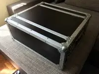 Robust RO-R4UE-L300 4U rack beépített elosztóval Rack doboz [2018.07.08. 14:38]
