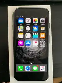 Apple IPhone 7 32gb Egyéb [2018.11.07. 18:55]