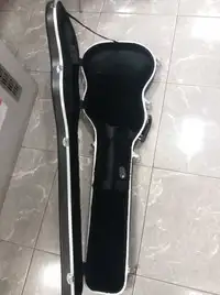 CNB BC60 Bass guitar hard case [November 13, 2018, 5:34 pm]