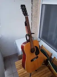 Cremona  Acoustic guitar [February 13, 2019, 8:01 pm]