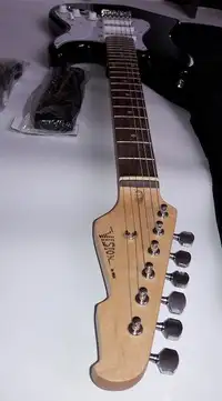 MSA ST-6 Elektrická gitara [June 21, 2019, 10:16 am]