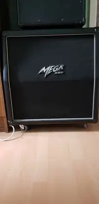 Mega Amp 408 Guitar cabinet speaker [May 27, 2019, 7:44 am]