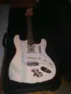 Falcon Stratocaster Electric guitar [December 2, 2011, 6:24 pm]