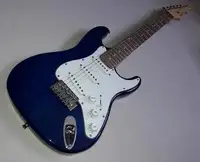 MSA EK-304 BL háromnegyedes Elektrická gitara [October 19, 2019, 3:52 pm]