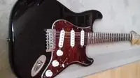 Starcaster by Fender Strato Electric guitar [February 2, 2020, 5:02 pm]