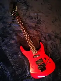 Charvette M-170 MADE IN JAPAN E-Gitarre [February 14, 2020, 9:02 pm]