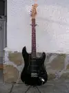 Big Sound Strato Electric guitar [December 27, 2011, 2:33 pm]